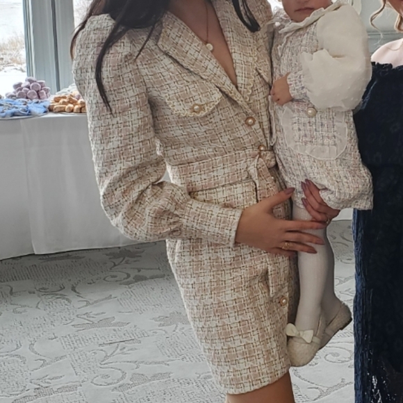 Simons Icone Tweed Dress - Picture 7 of 8